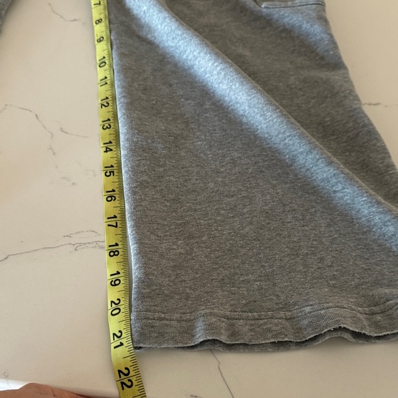Nike Kids Gray Sweatpants with Cargo Pockets - Picture 8 of 9